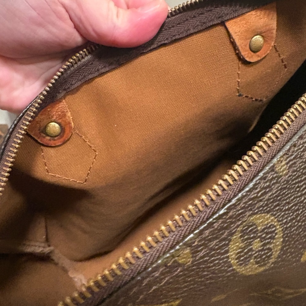 Louis Vuitton Speedy 30 bag - Picture 12 of 16